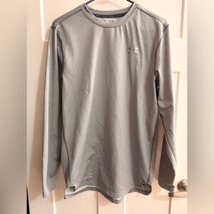 Under Armour fitted cold gear Men's Gray Long Sleeve Shirt